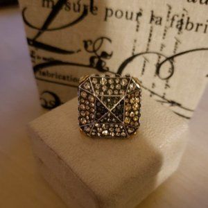 Hendri Bendel cocktail ring
